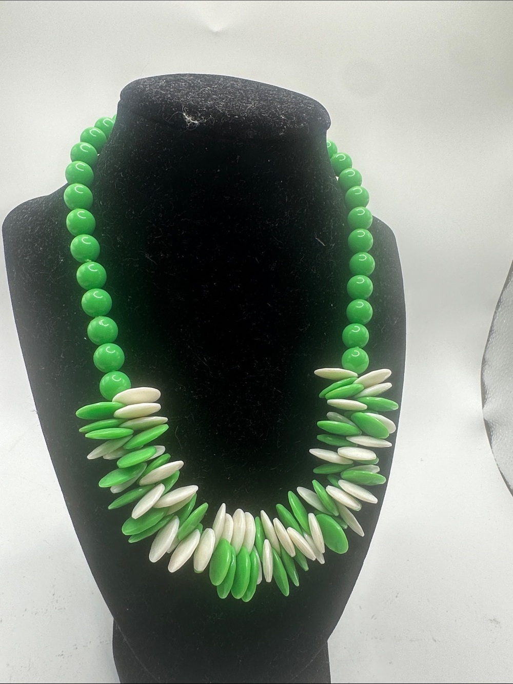 Green and White Bead Spike Necklace - Women Jewelry